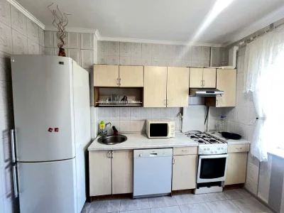 Apartment. Mykhola Bazhana Prospekt, Kyiv
