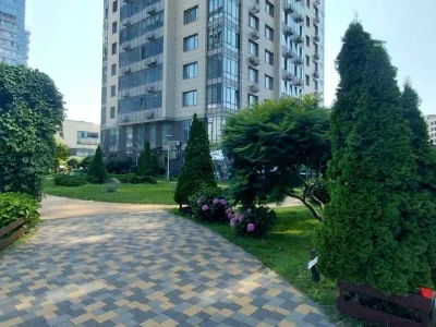 Квартира. Київ, Трускавецька вулиця