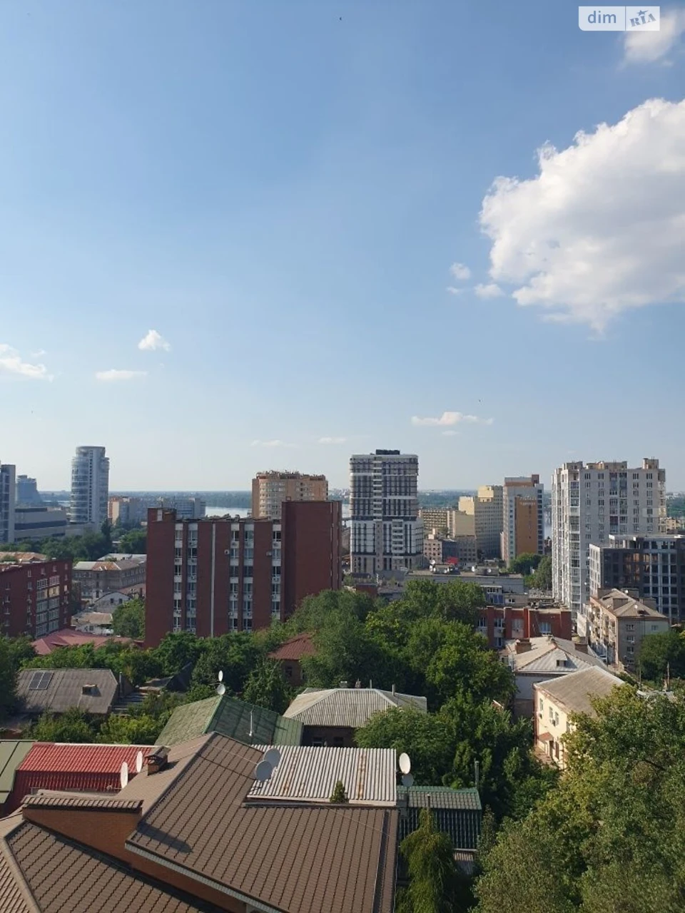 Продається Квартира в Шевченковському парку