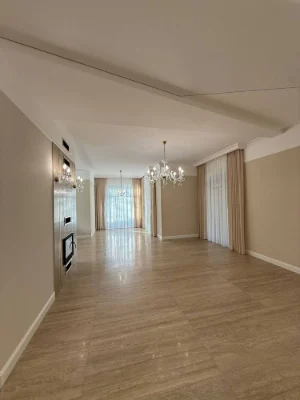 Sale of a 178 sq m house with renovation, fireplace, 3