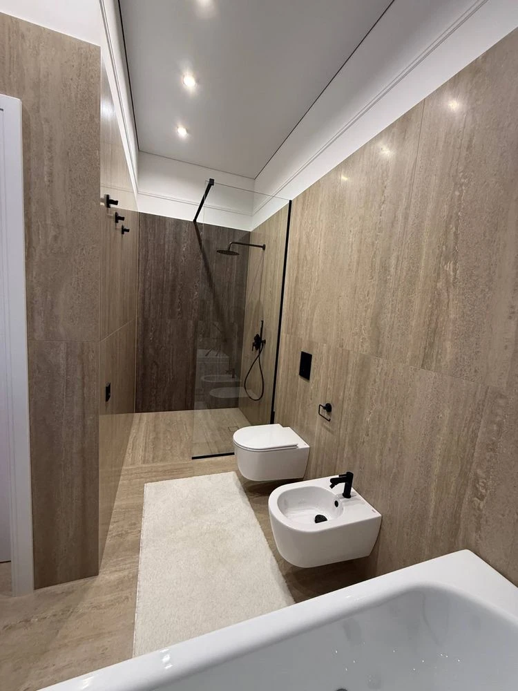 Sale of a 178 sq m house with renovation, fireplace, 3