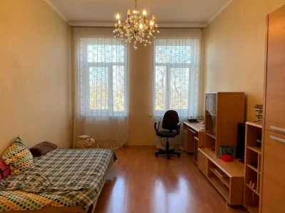 Квартира. Одесса, улица Бреуса