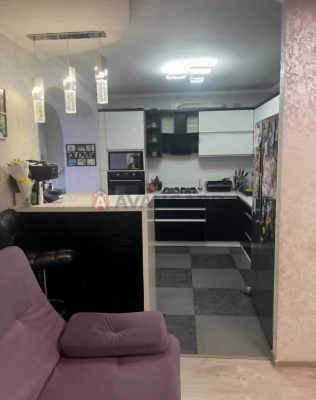 Sale of a 3-bedroom apartment with high-quality renovation