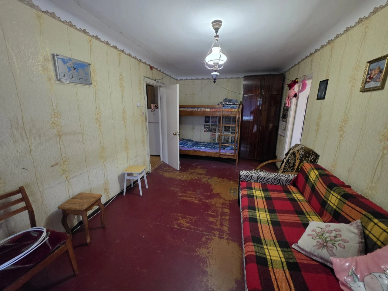 Sale of a 2-bedroom apartment on вул. Коновальця near Welmart