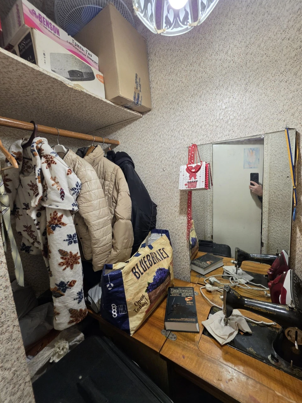 Sale of a 2-bedroom apartment on вул. Коновальця near Welmart