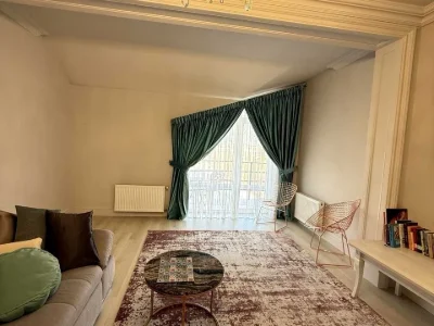 Apartment. Chernivtsi, Main Street