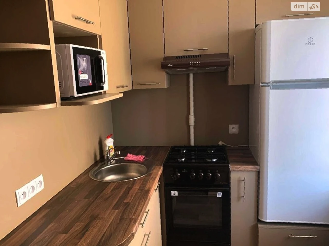 Long-Term Rental Apartment, Snopkiv