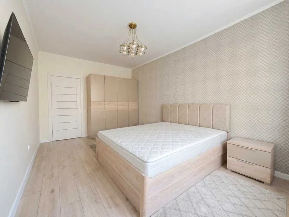 Apartment. Kam'yanska Street, Kyiv.