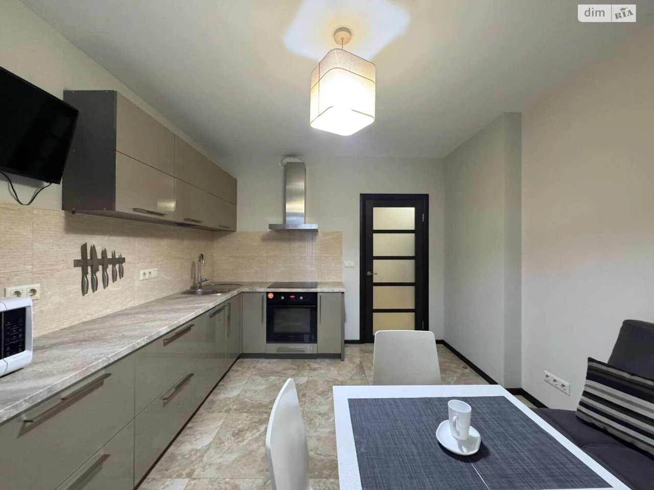 Long-Term Rental Apartment, Holosiiv