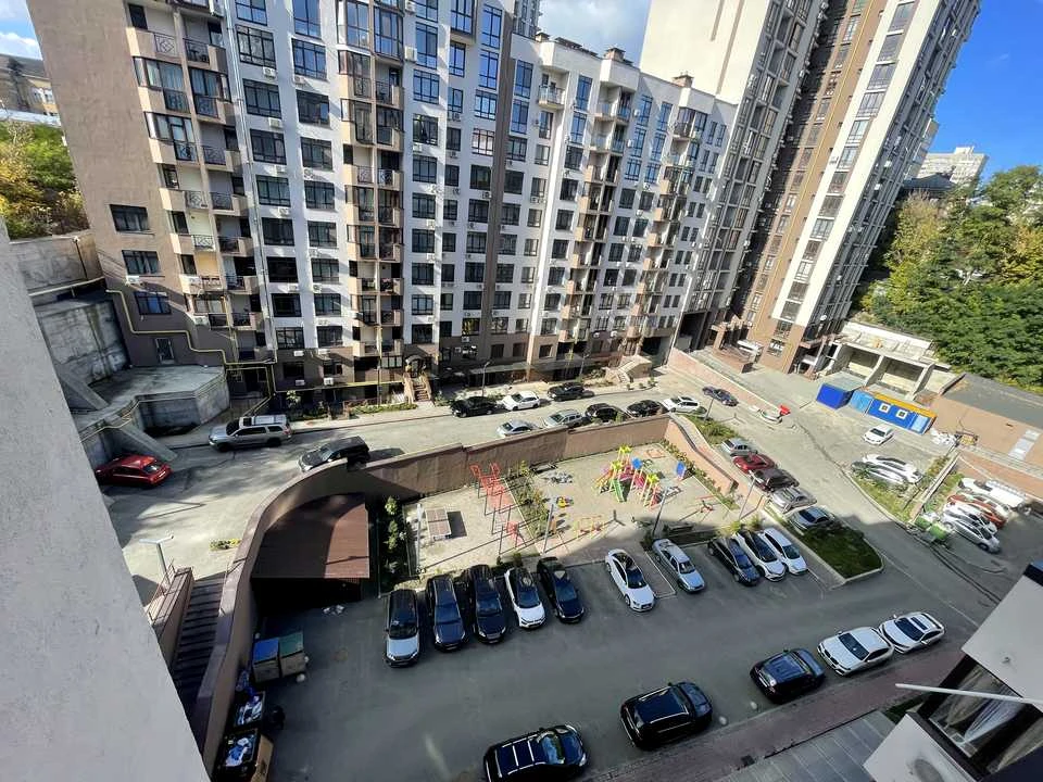 Квартира. Київ, Глибочицька вул.