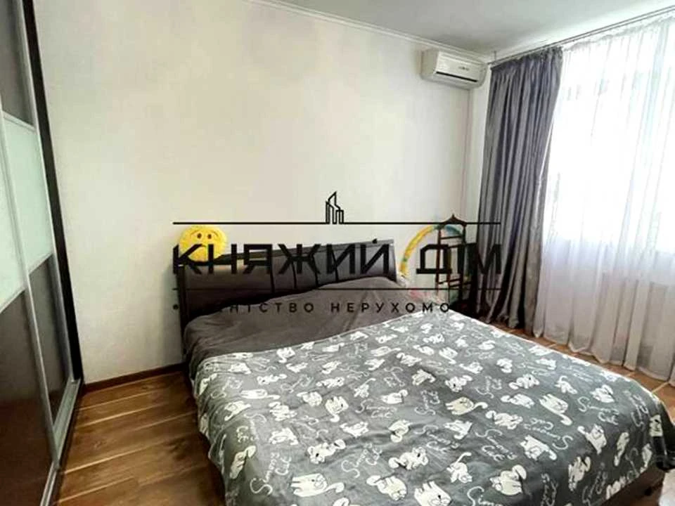 Квартира. Київ, вул. Воскресенська