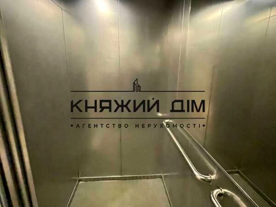 Квартира. Київ, вул. Воскресенська