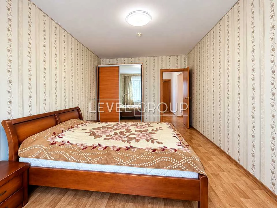 Apartment. Urlivska Street, Kyiv