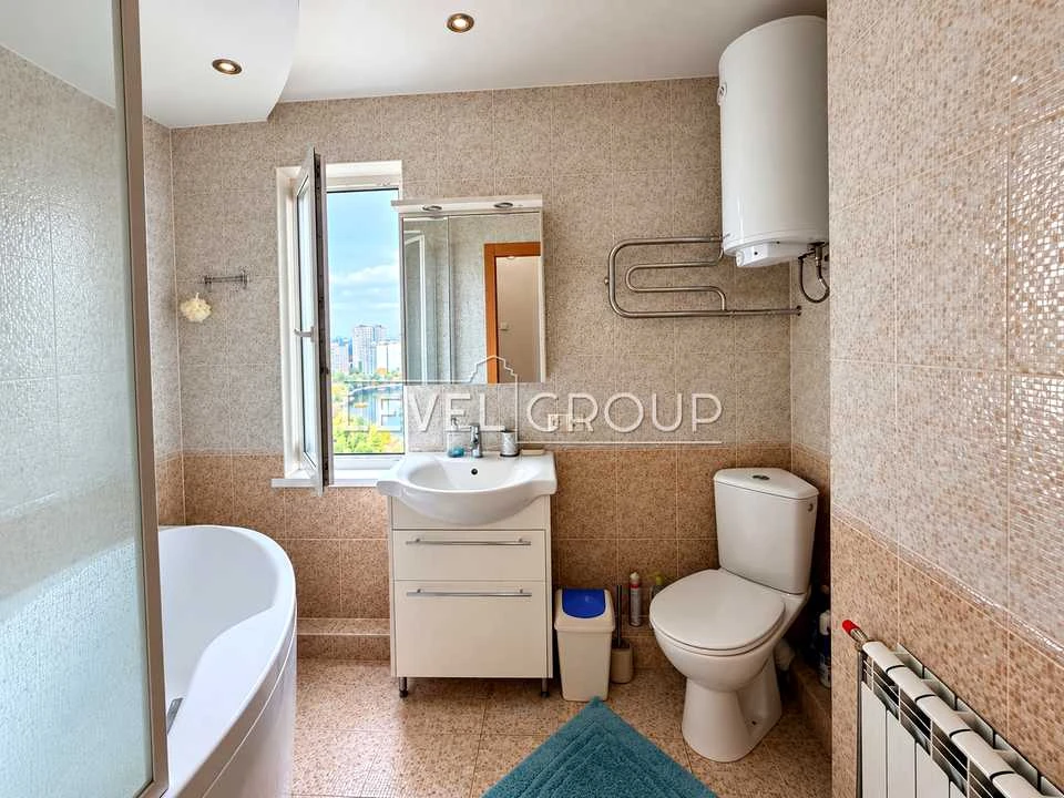 Apartment. Urlivska Street, Kyiv