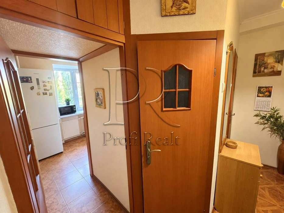 Без%Продаж 2 кімн.кварт. Русанівська наб.22 Русанівка Лівобе