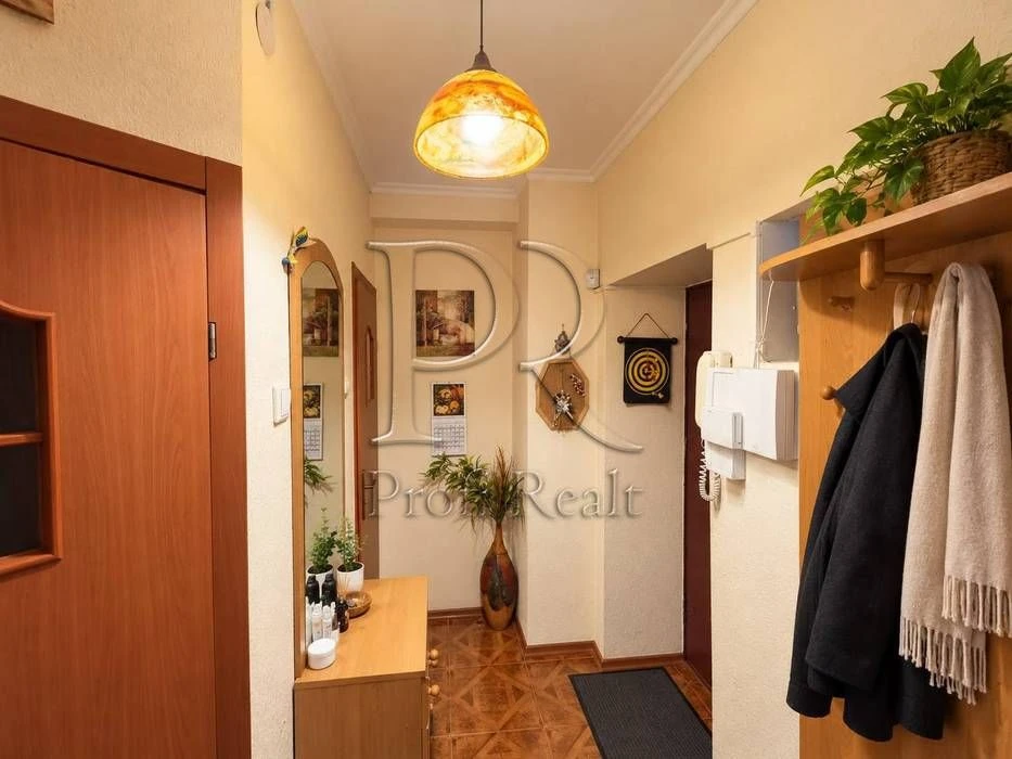 Без%Продаж 2 кімн.кварт. Русанівська наб.22 Русанівка Лівобе