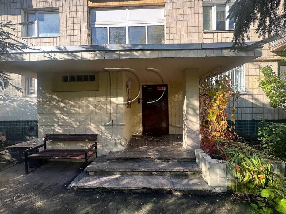 Без%Продаж 2 кімн.кварт. Русанівська наб.22 Русанівка Лівобе