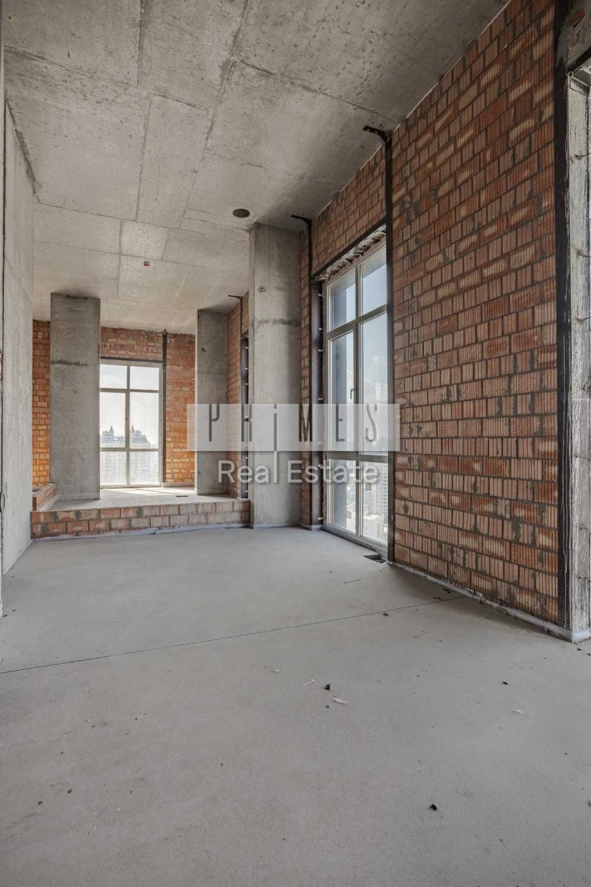 Sale of a 4-bedroom penthouse, Greenville Park Residence, Pimenenka Street