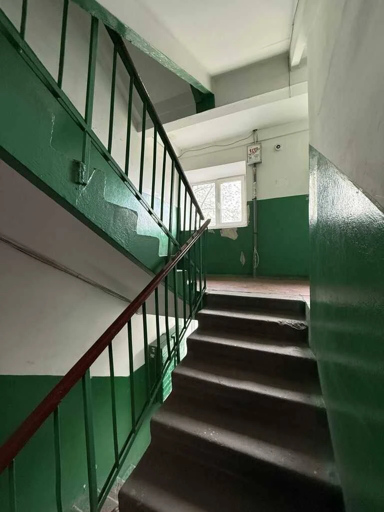 Продам 3-к квартиру Київ, Дніпровський, Новаторів вул, 4