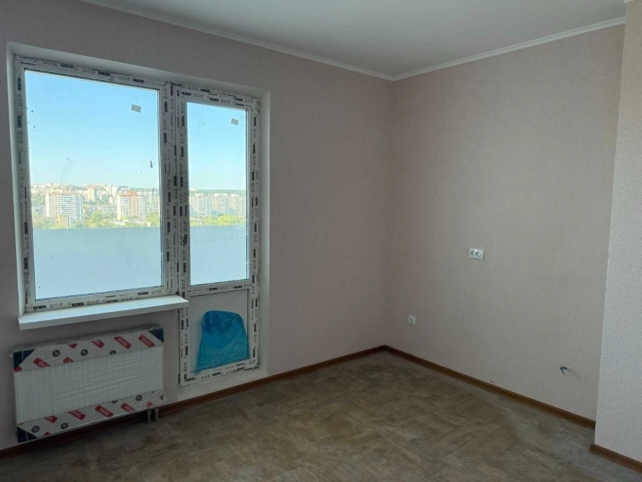 Best Offer! 1K apartment in the "Desnyansky" residential complex with autonomous heating