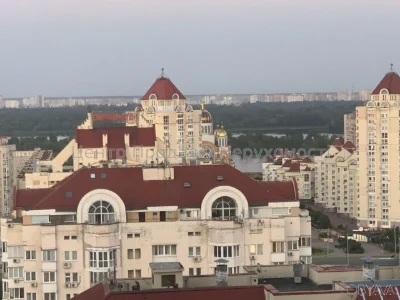 3-комнатная квартира, 120 квадратных метров