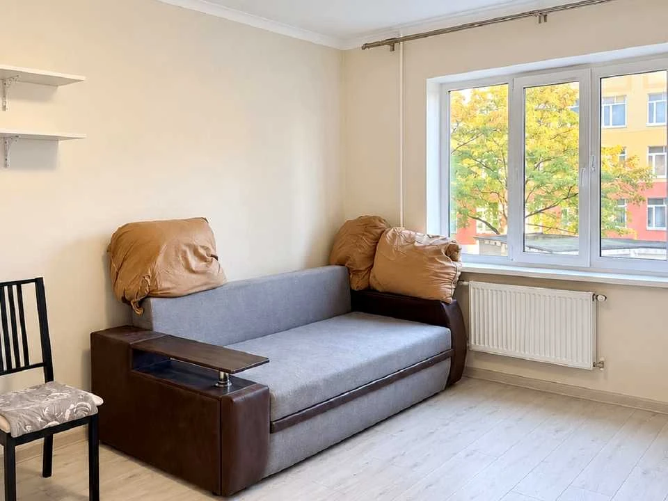 Apartment. Kyiv, Vulytsia