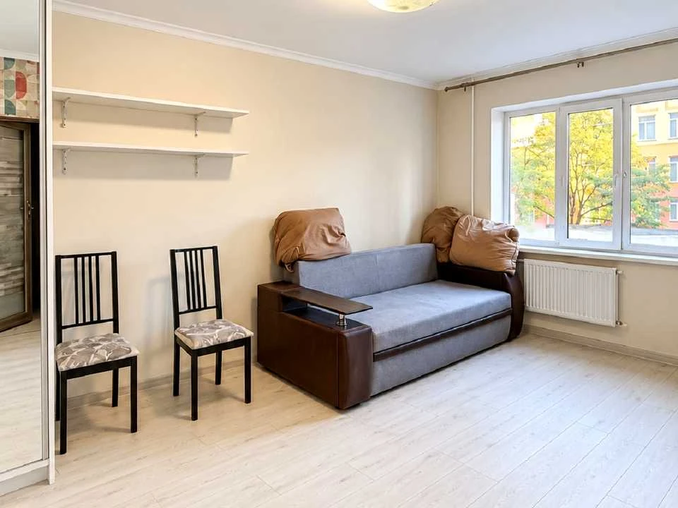 Apartment. Kyiv, Vulytsia