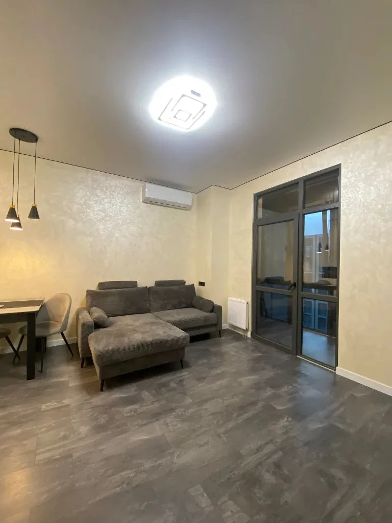 Продається 2-кімнатна квартира, Центр, ЖК Geneve