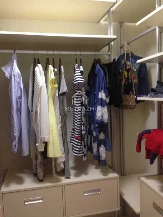 For Sale 2-room apartment 60 sq m, "Admiral" residential complex, Klochkovskaya Street, 258, near Alek metro station