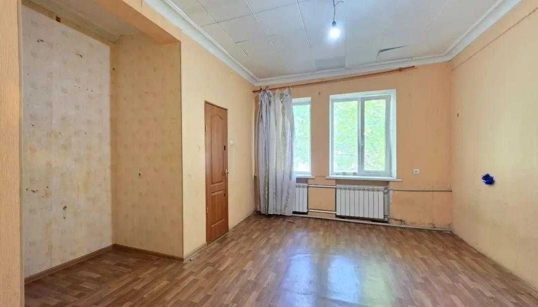 For Sale: 1-bedroom apartment, Airport area.