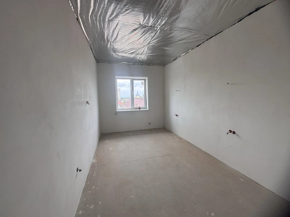 Apartment in KREMENT, in a new building with basement!