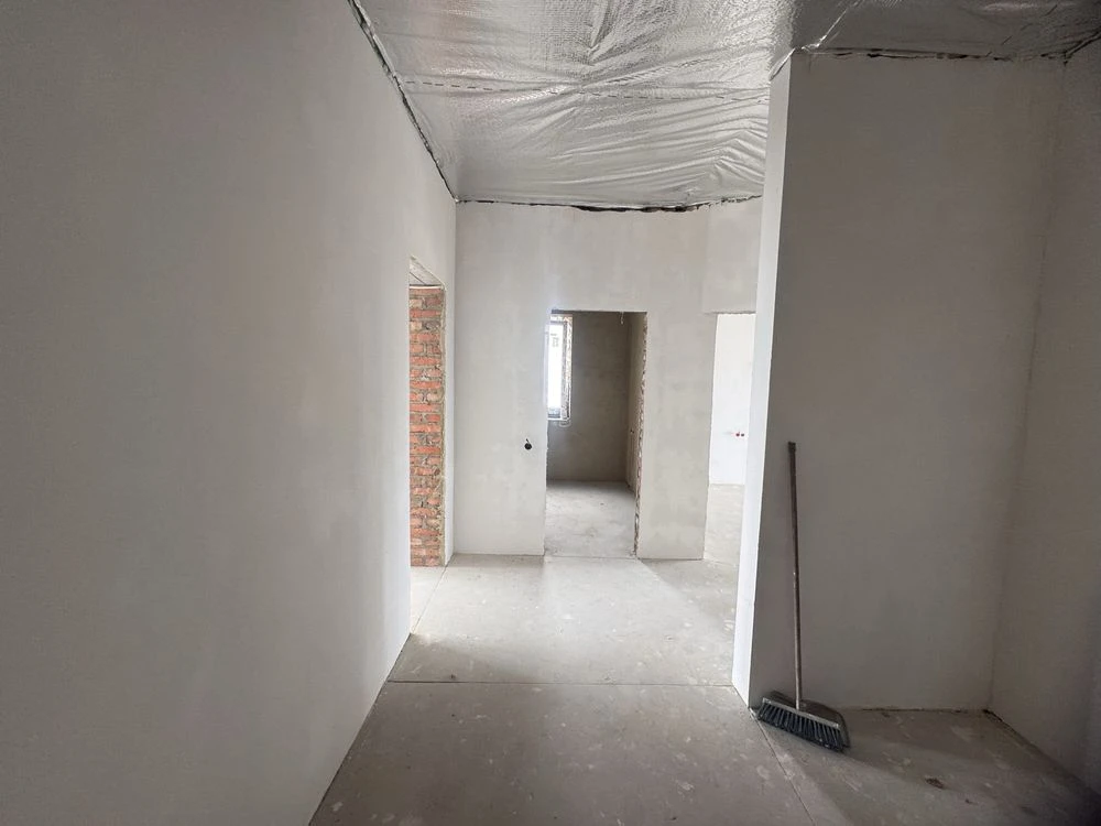Apartment in KREMENT, in a new building with basement!