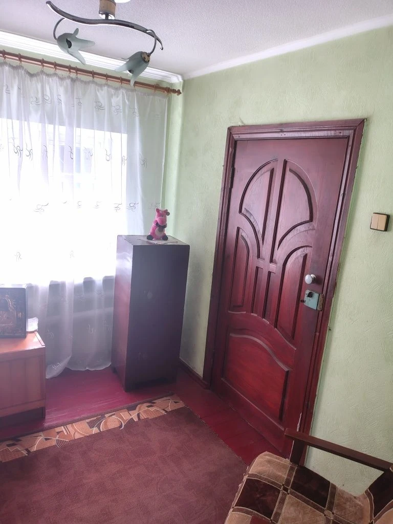 Продам добротний будинок .