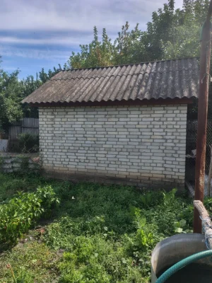 Продам добротний будинок .