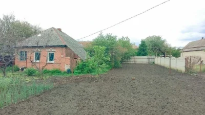 Продається невеликий будинок з газом в Дельгачах, район переїзду.