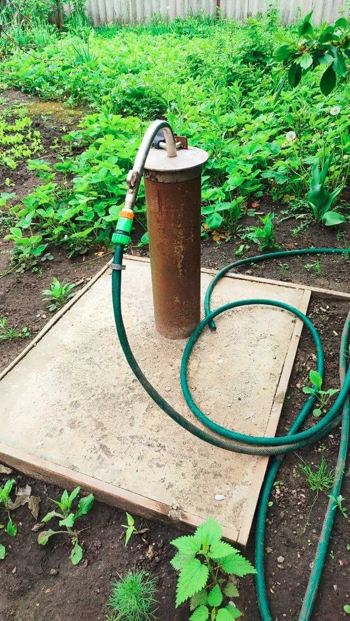 Продається невеликий будинок з газом в Дельгачах, район переїзду.