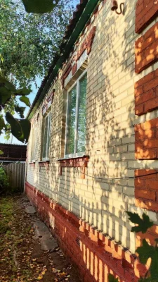 Терміновий продаж цегляного будинку в центрі Дергачів.