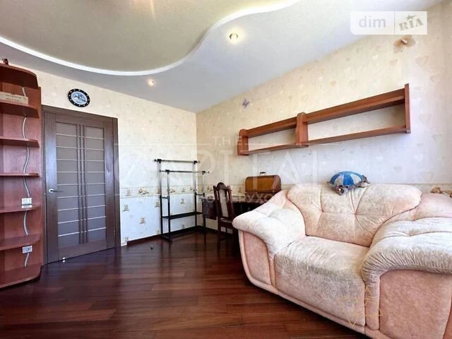 Sale of 3-room apartment 98 sq. m on Hryshka Mykhayla St. 9 • ID 34