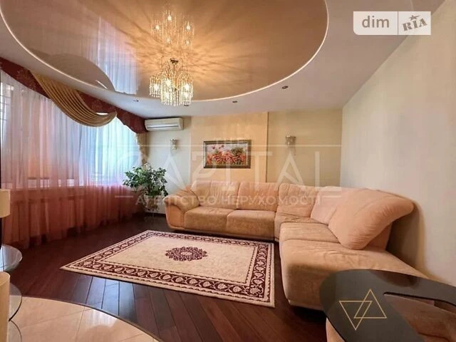 Sale of 3-room apartment 98 sq. m on Hryshka Mykhayla St. 9 • ID 34
