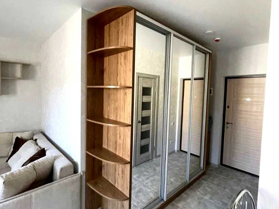Apartment. Odessa, Lustdorfskaya road street.