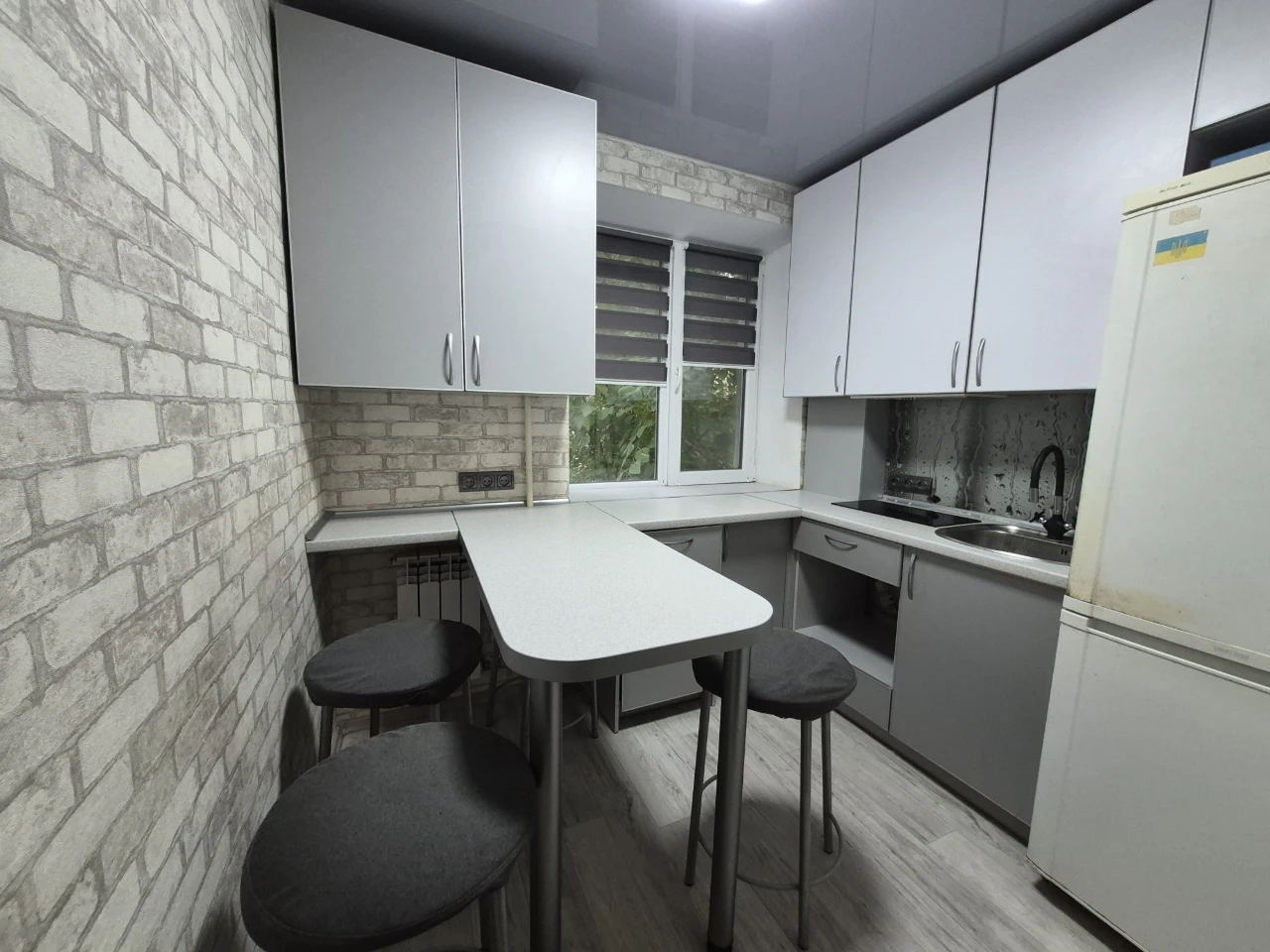 Sale of a 3-room apartment on Muzychna Street