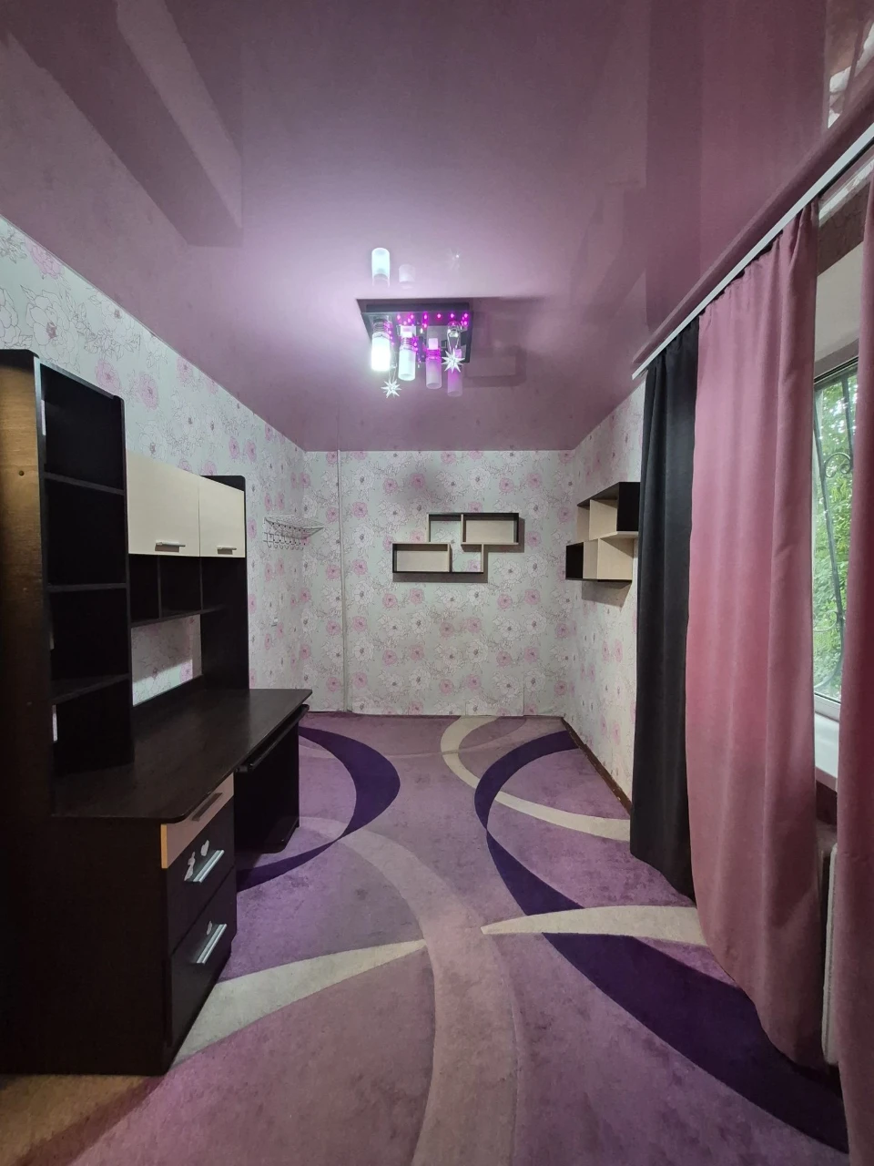Sale of a 3-room apartment on Muzychna Street