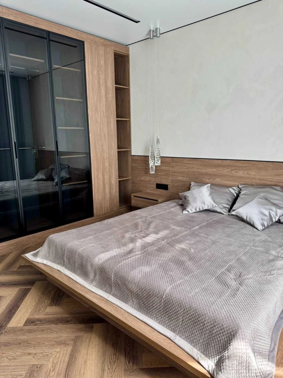 Dream Lake | Designer 2-bedroom apartment in Vyshenka