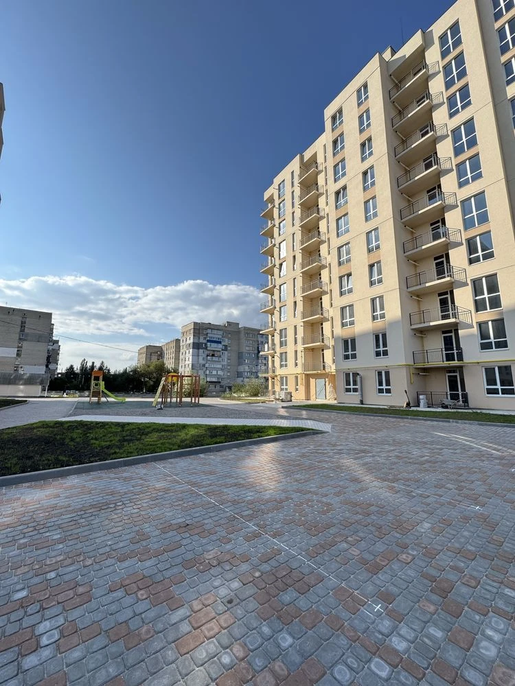 Sale of a 1 km² apartment in a finished state from the developer