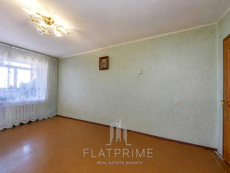 Квартира. Київ, Прирічна вул.