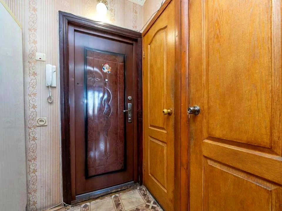 Квартира. Київ, Прирічна вул.