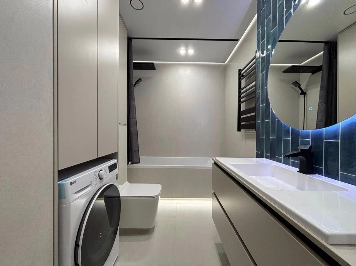 Studio Apartment for Sale with Kitchen-Living Room and Balcony in Residence M