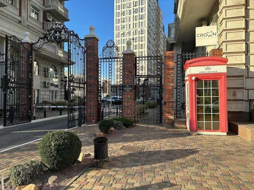 Sale of 1-room apartment 41 m², Mykhailo Maksymovych str.,