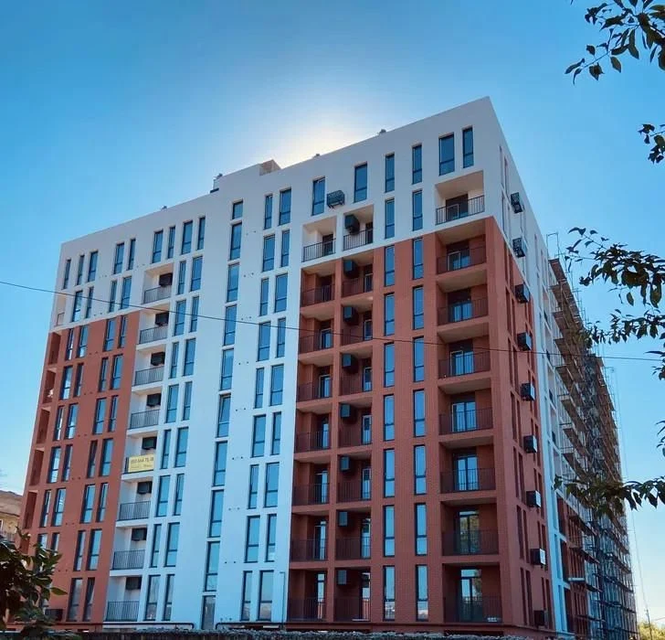 1к, індивідуальне газове опалення, новобудова, переуступка