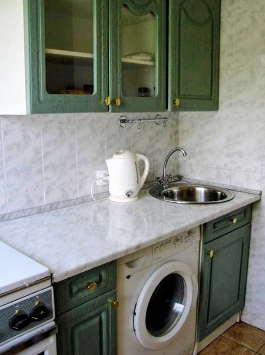 For sale 1-room apartment Novi Budinki, metro station Armiyskaya